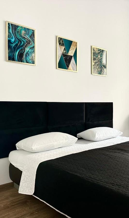 Charming Apartment In The City Center Варшава Экстерьер фото