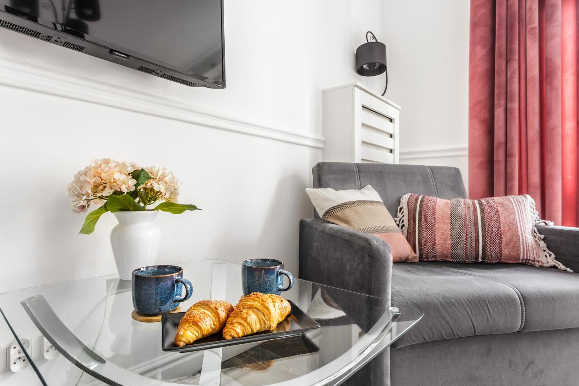 Charming Apartment In The City Center Варшава Экстерьер фото