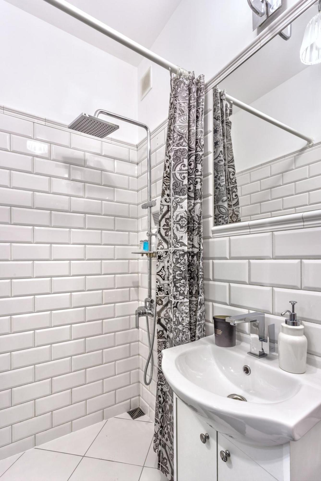 Charming Apartment In The City Center Варшава Экстерьер фото