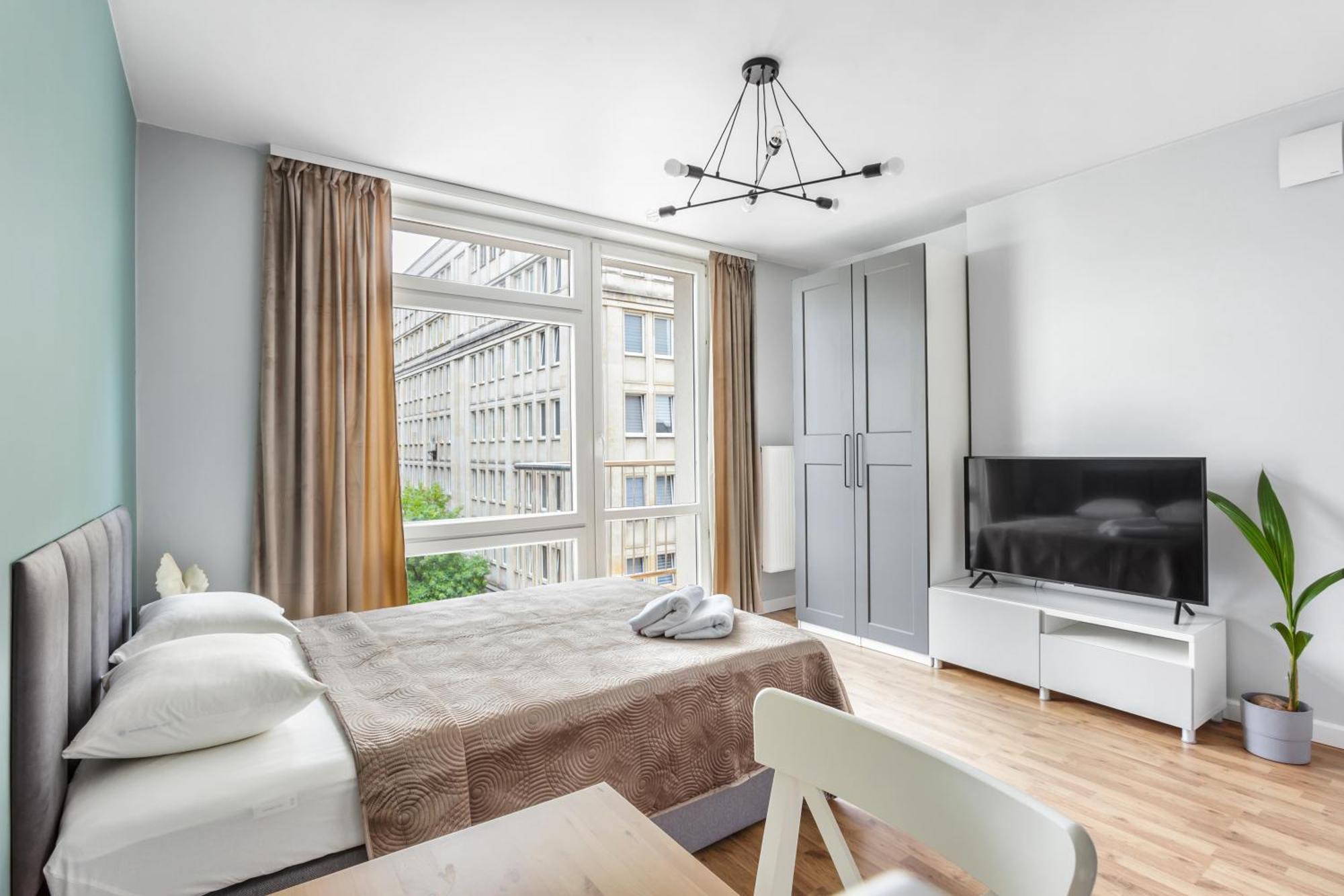 Charming Apartment In The City Center Варшава Экстерьер фото